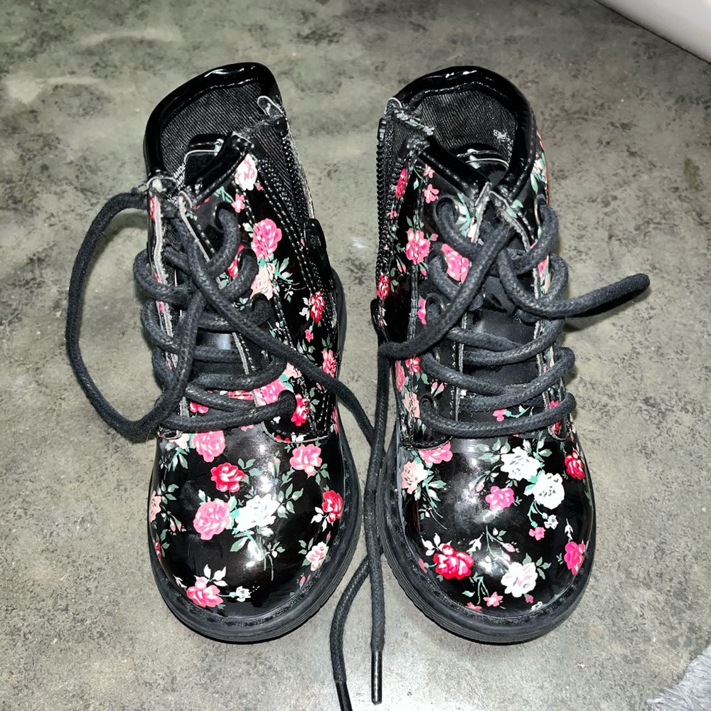 Toddler boots